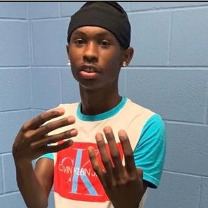 Meet your Posher, Antwan